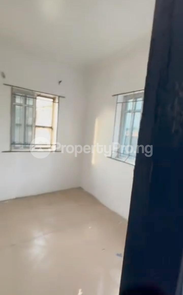 1 bedroom Flat / Apartment for rent Off Pedro Road Shomolu Lagos