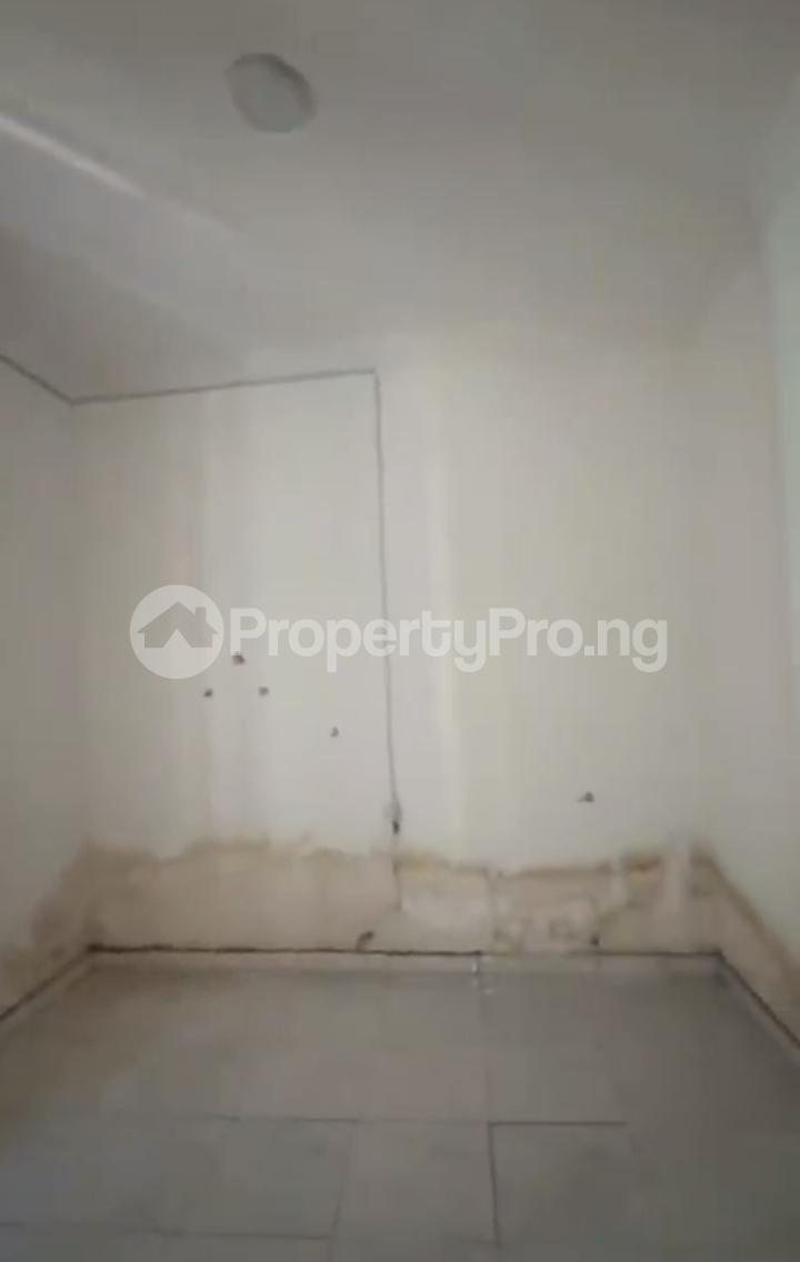 1 bedroom Flat / Apartment for rent Off Pedro Road Ladilak Shomolu Lagos