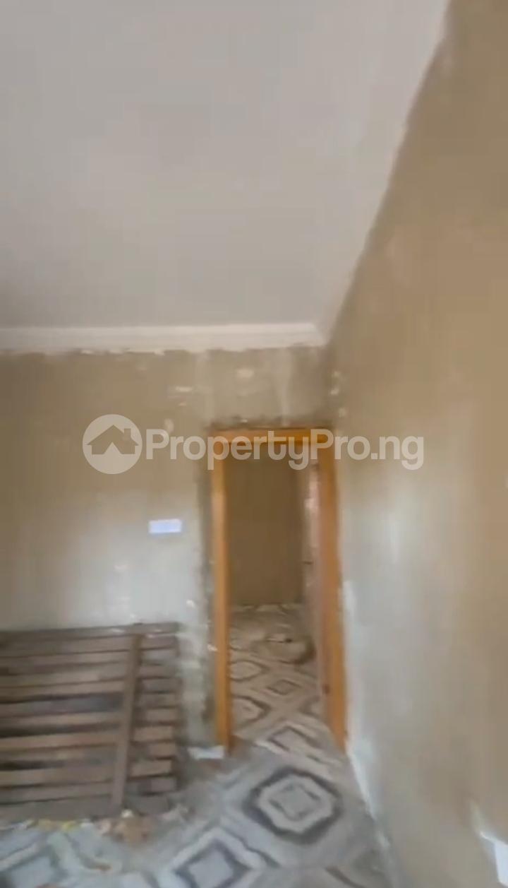 1 bedroom Flat / Apartment for rent Off Pedro Road Ladilak Shomolu Lagos