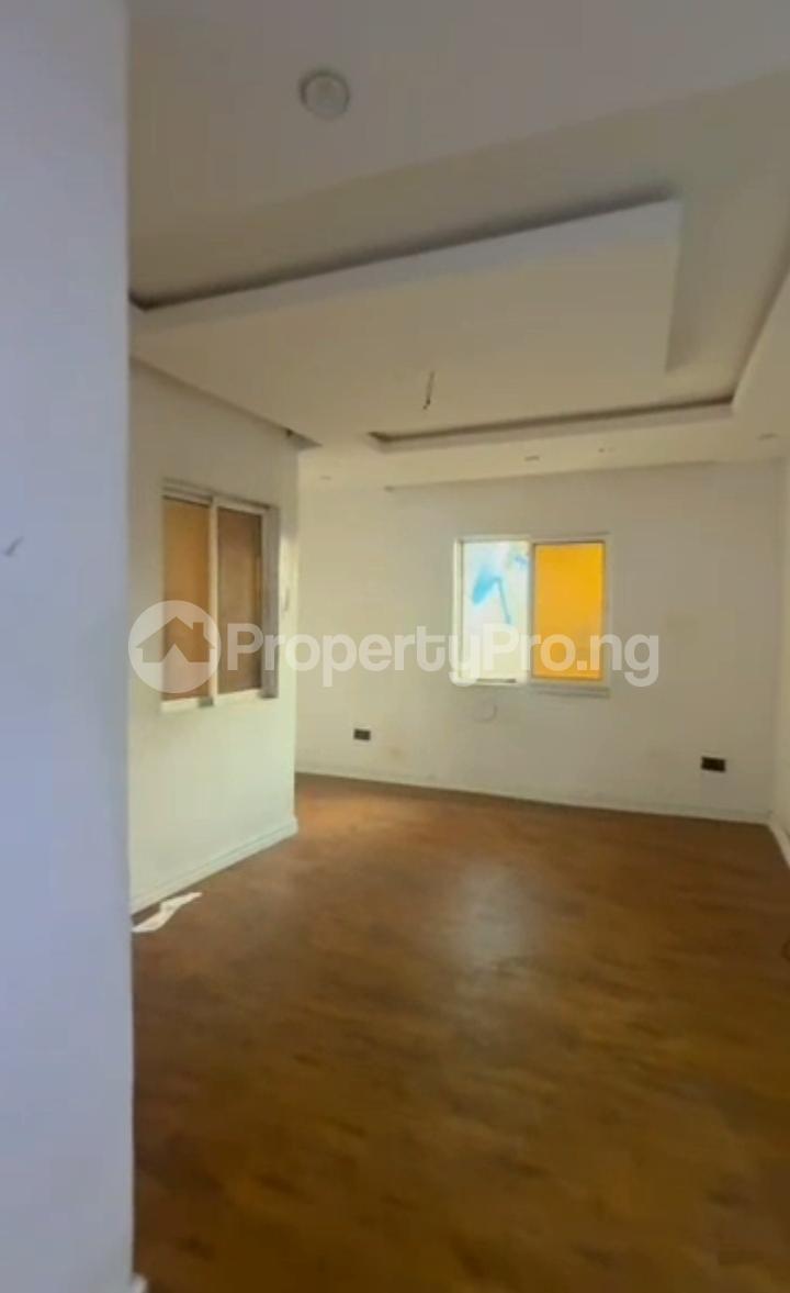 1 bedroom Flat / Apartment for rent Abule-Oja Yaba Lagos