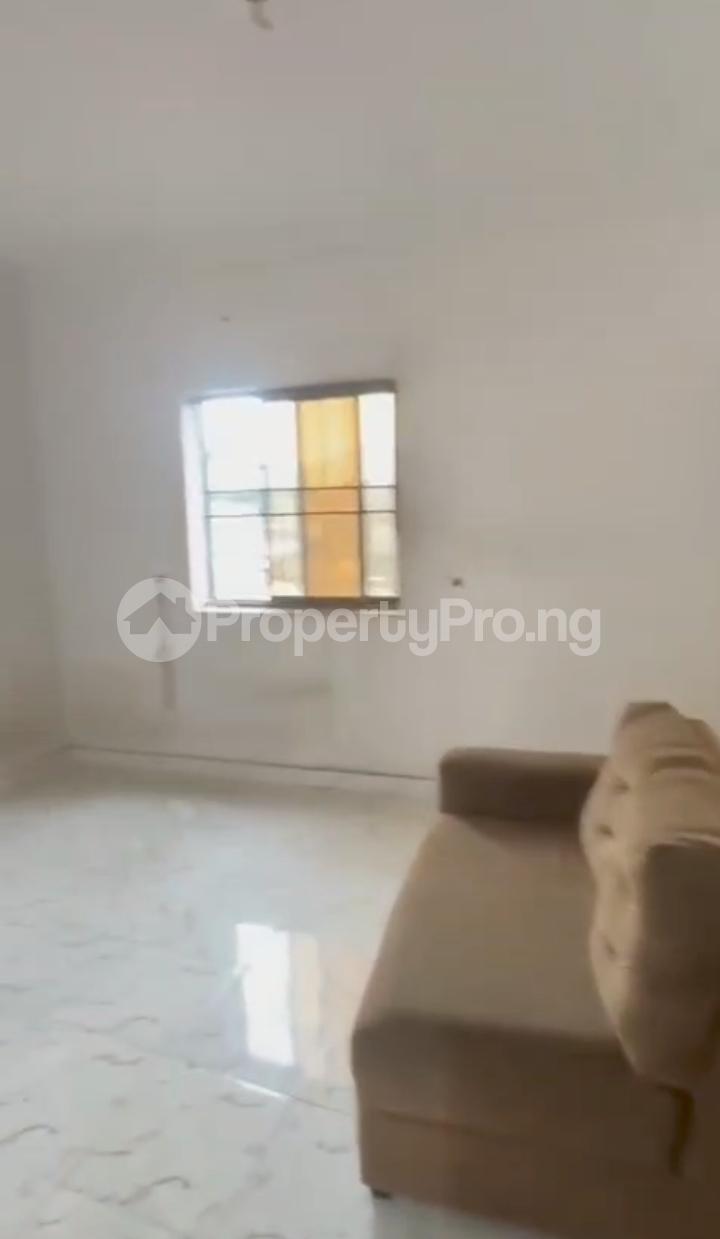 1 bedroom Flat / Apartment for rent Off Bajulaye Road Shomolu Shomolu Lagos