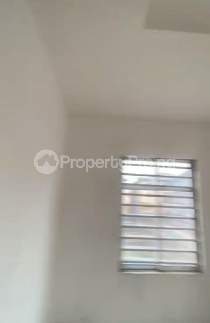 1 bedroom Flat / Apartment for rent Adekunle Yaba Lagos