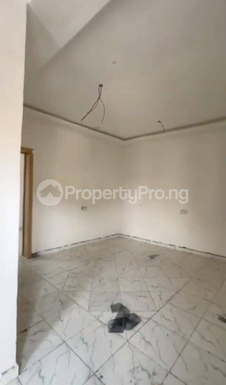 1 bedroom Flat / Apartment for rent Off Pedro Road Ladilak Shomolu Lagos