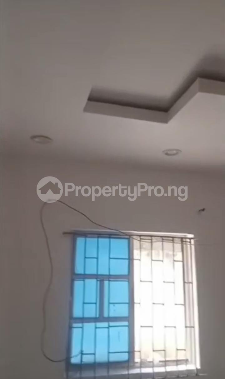 1 bedroom Flat / Apartment for rent Adekunle Yaba Lagos