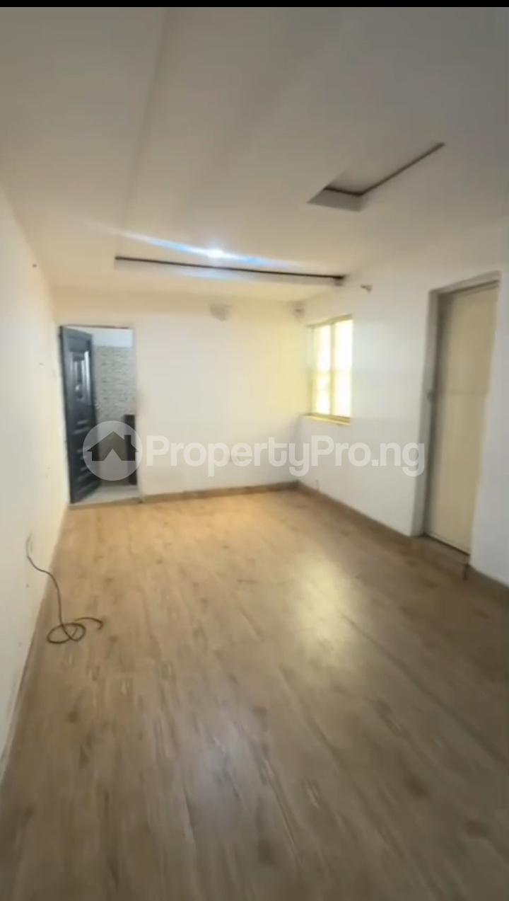 1 bedroom Flat / Apartment for rent Onike Yaba Lagos