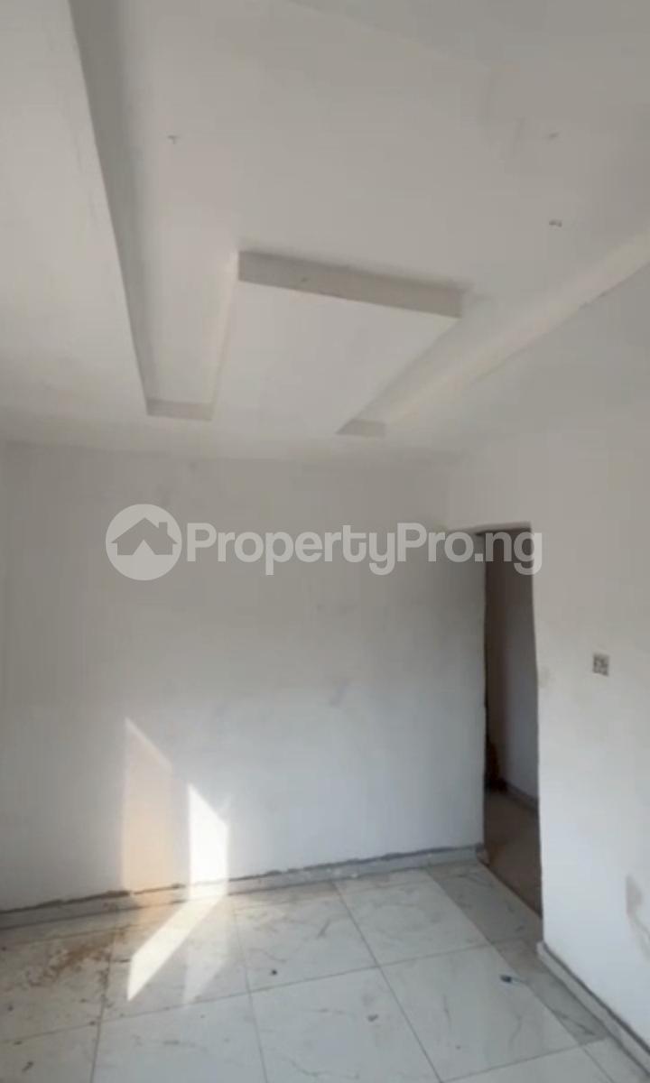 1 bedroom Flat / Apartment for rent New Garage Bariga Lagos