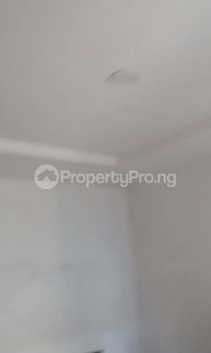 1 bedroom Flat / Apartment for rent Off Pedro Road Ladilak Shomolu Lagos