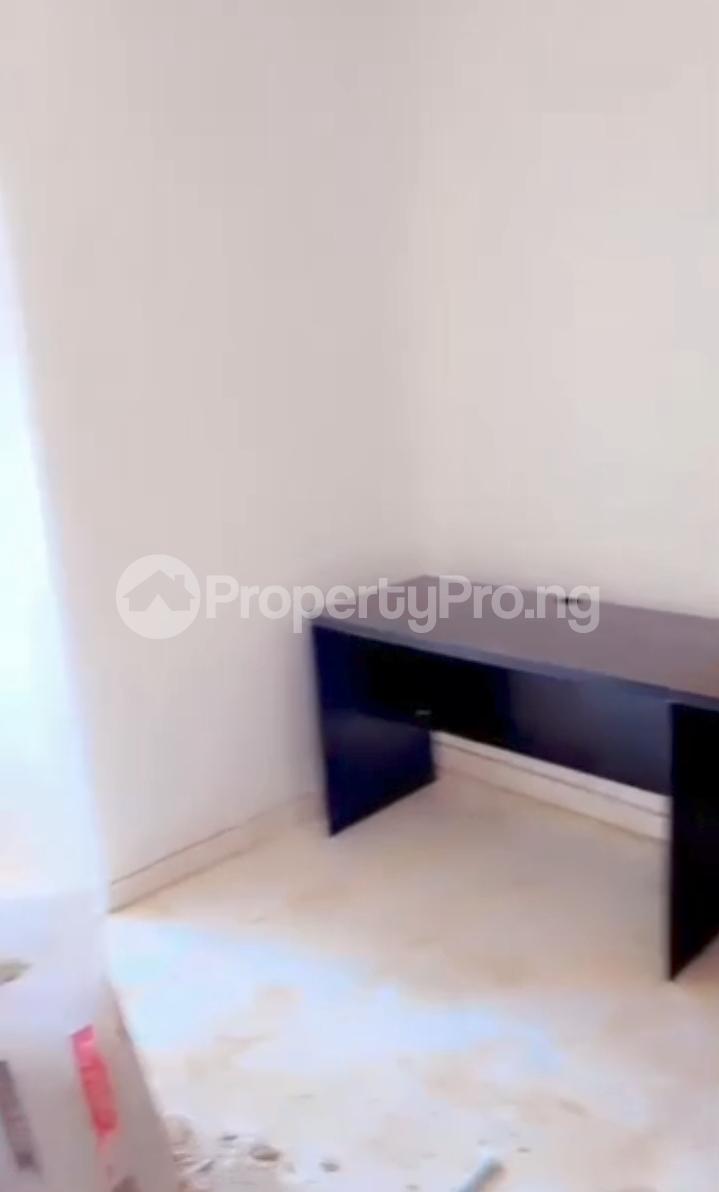 Commercial Property for rent Adekunle Yaba Lagos