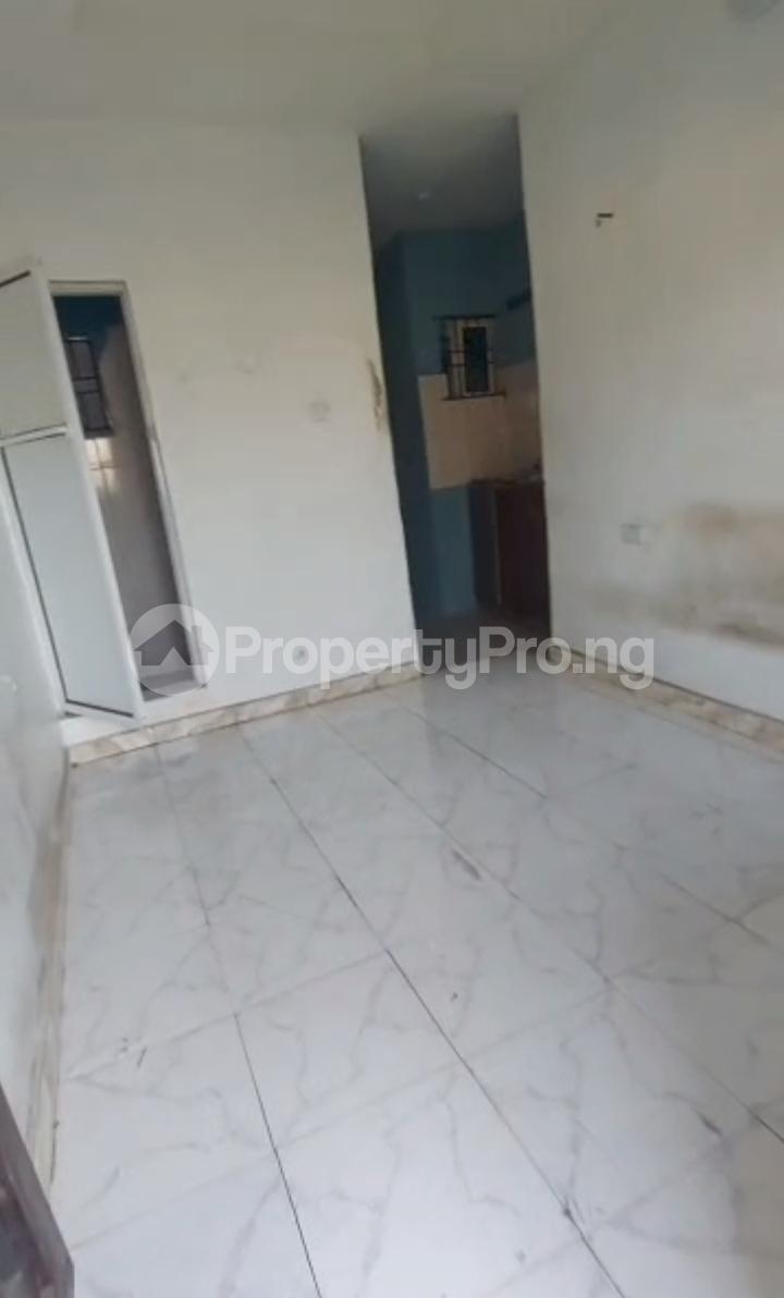 1 bedroom Flat / Apartment for rent Fadey Waec Yaba Lagos