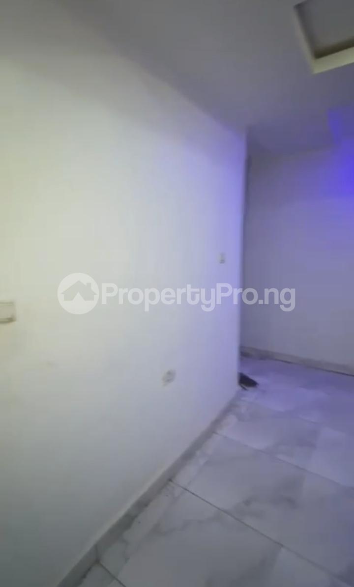 1 bedroom Flat / Apartment for rent New Garage Bariga Lagos