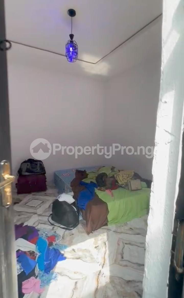 1 bedroom Flat / Apartment for rent New Garage Bariga Lagos