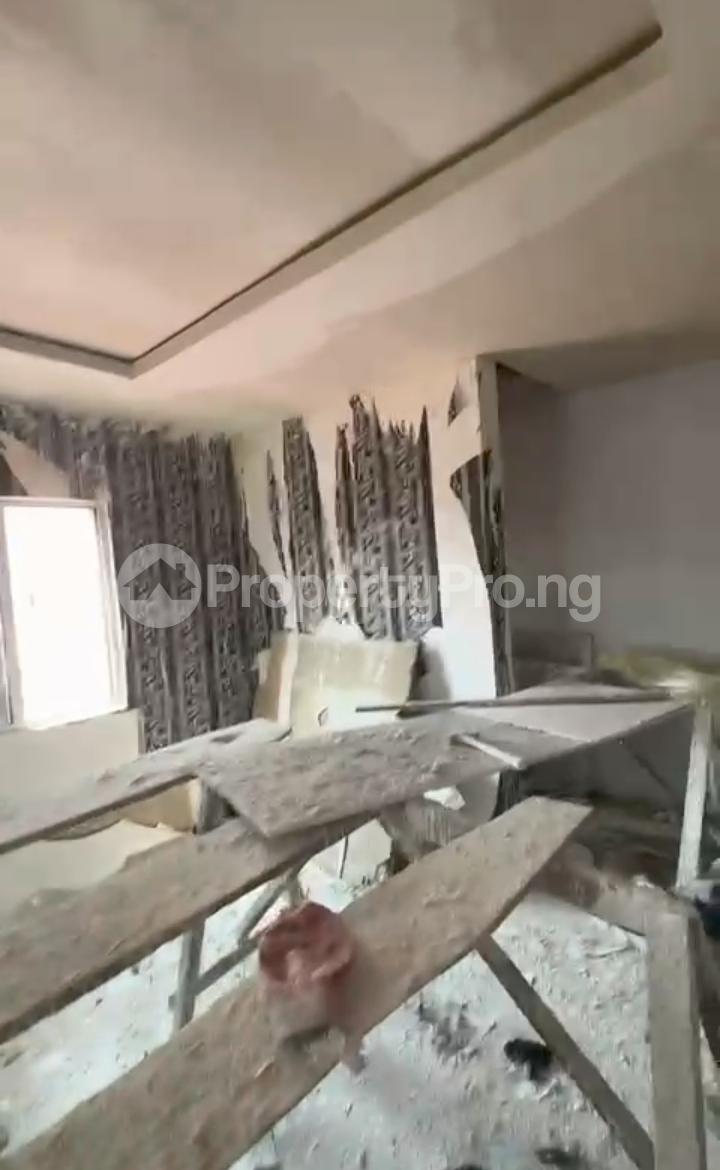 1 bedroom Flat / Apartment for rent Off Shyllon Ilupeju Lagos