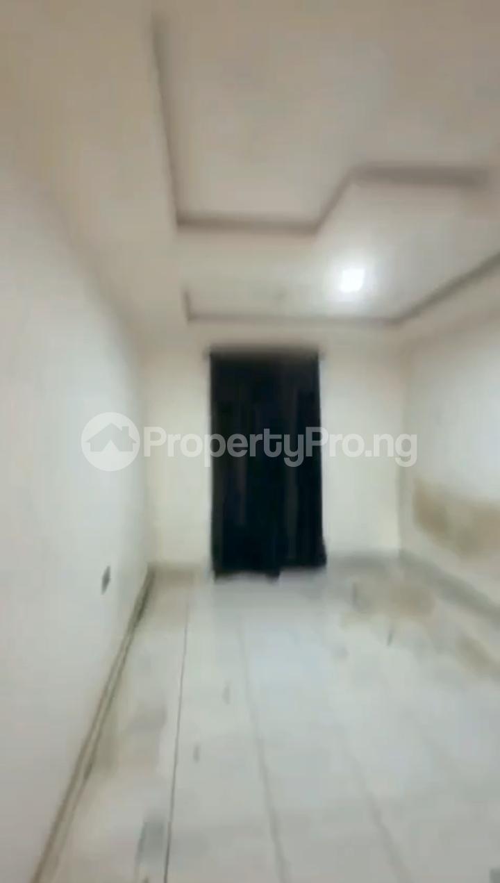 1 bedroom Flat / Apartment for rent Onipanu Shomolu Lagos