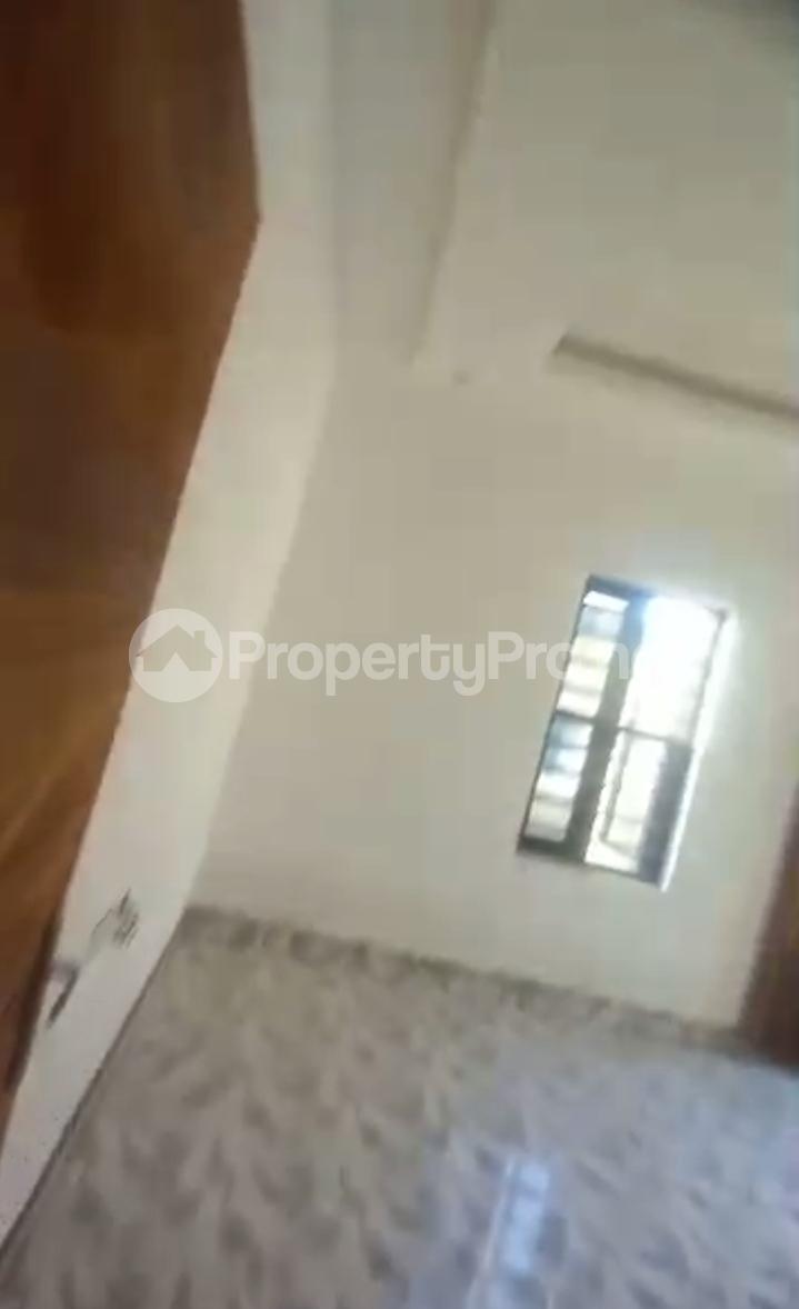 1 bedroom Flat / Apartment for rent Akoka Yaba Lagos - 3