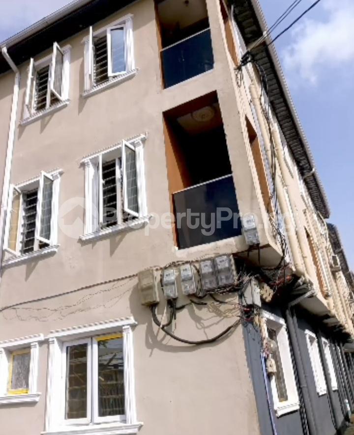 1 bedroom Flat / Apartment for rent Shomolu Lagos