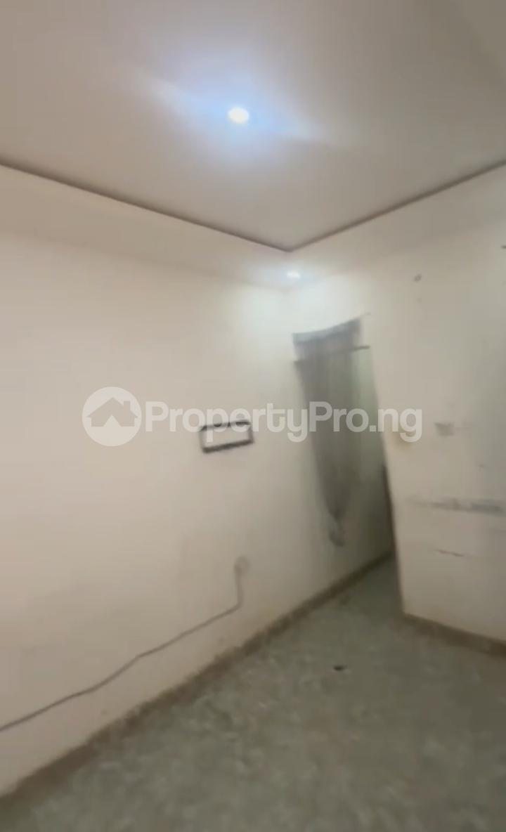 1 bedroom Flat / Apartment for rent Off Odunsi Road Bariga Lagos