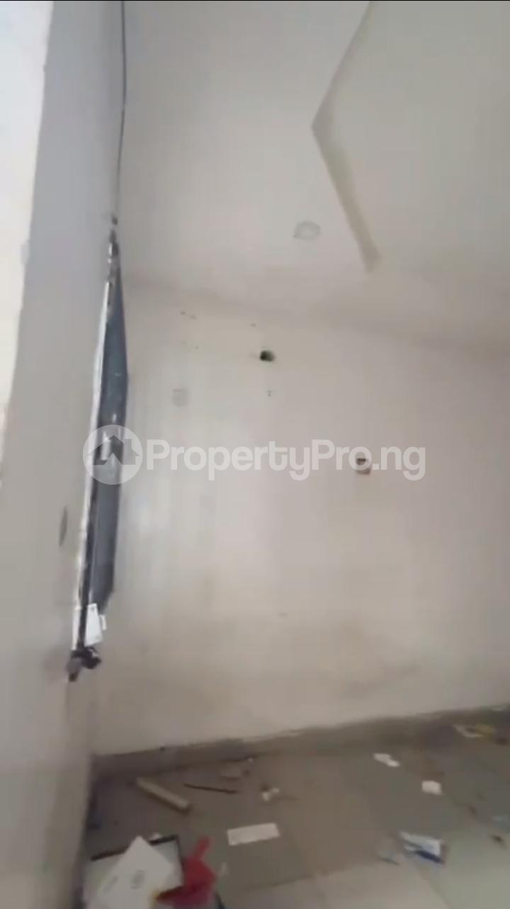 1 bedroom Flat / Apartment for rent Off Market Street Shomolu Lagos