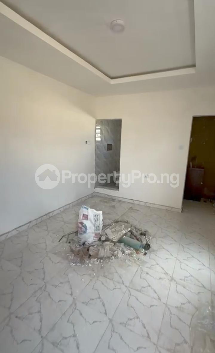 1 bedroom Flat / Apartment for rent Yaba Lagos - 3