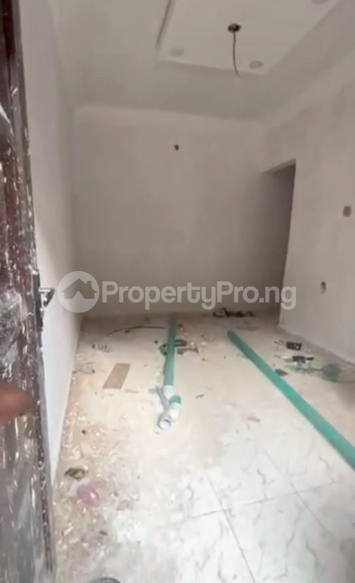 1 bedroom Flat / Apartment for rent Off Shipeolu Road Shomolu Lagos