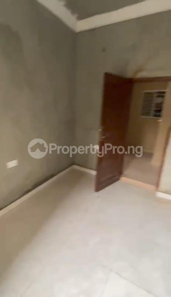 1 bedroom Flat / Apartment for rent Off Shipeolu Road Shomolu Lagos