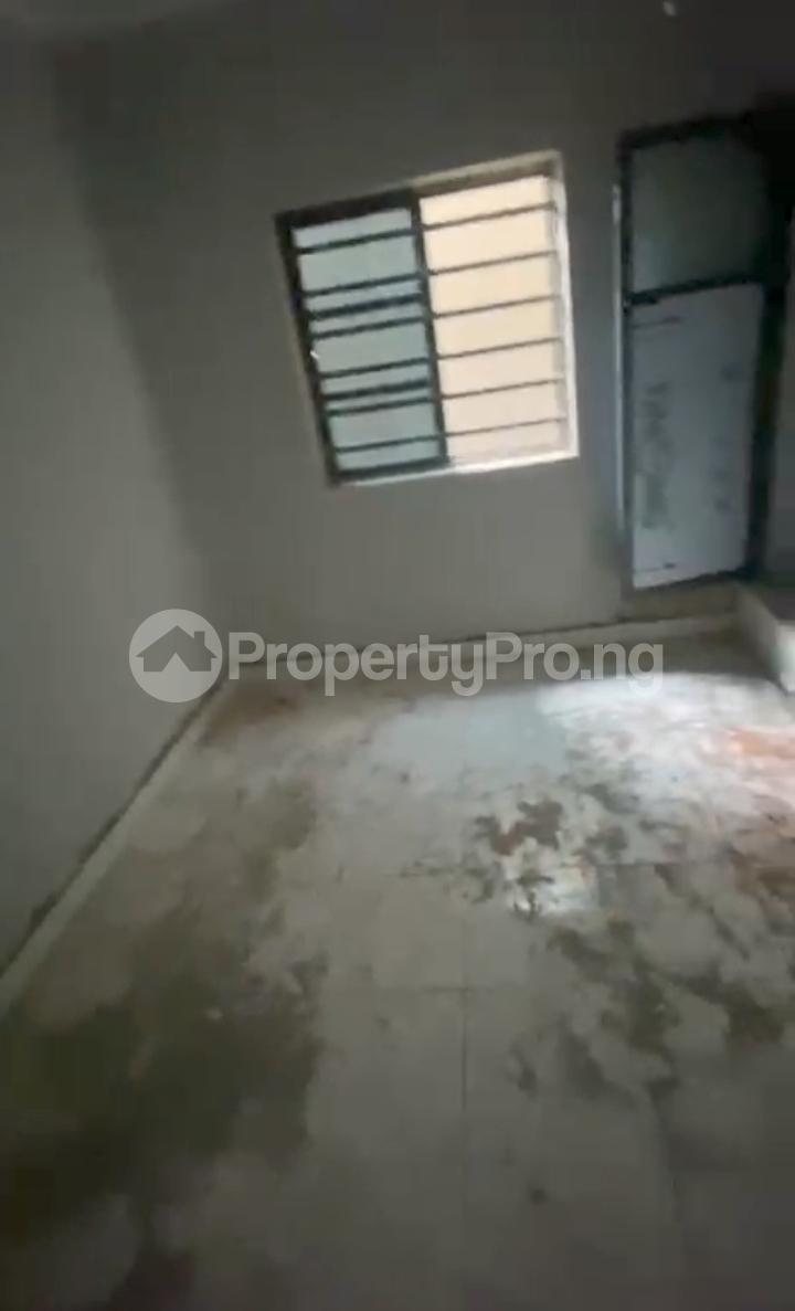 1 bedroom Flat / Apartment for rent Off Ojuelegba Surulere Lagos