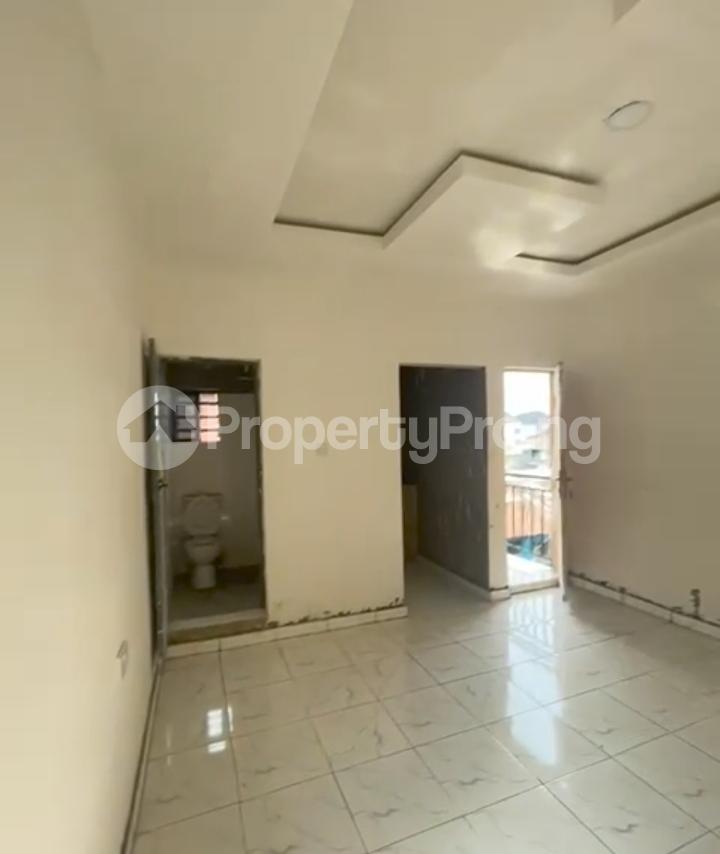 1 bedroom Flat / Apartment for rent Off Fadipe Road Shomolu Lagos