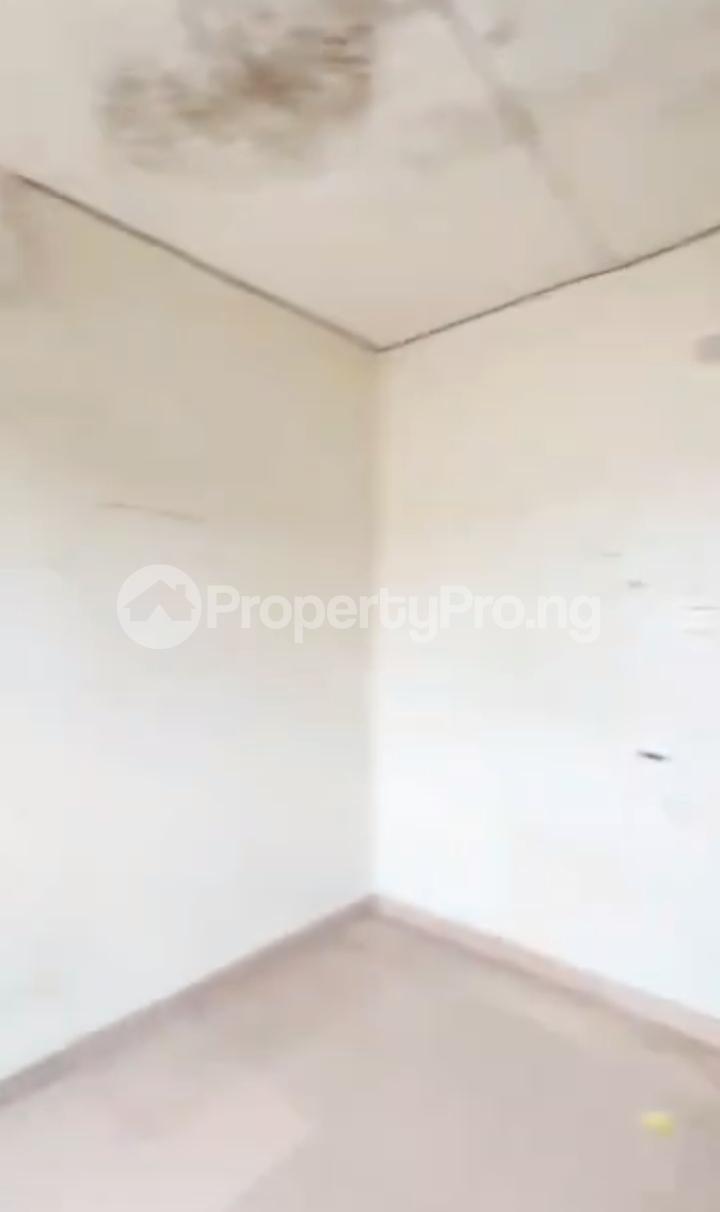 1 bedroom Flat / Apartment for rent Off Pedro Road, Shomolu Lagos
