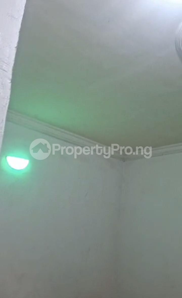 1 bedroom Flat / Apartment for rent Adekunle Yaba Lagos