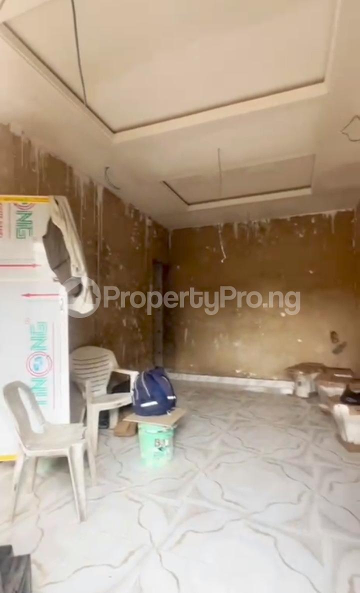 1 bedroom Flat / Apartment for rent Off Market Street Shomolu Lagos