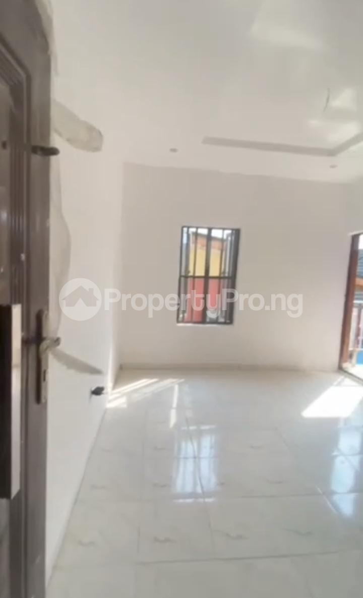 1 bedroom Flat / Apartment for rent Off Pedro Road Palmgrove Shomolu Lagos