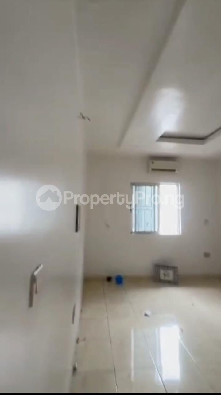 1 bedroom Flat / Apartment for rent Akoka Yaba Lagos