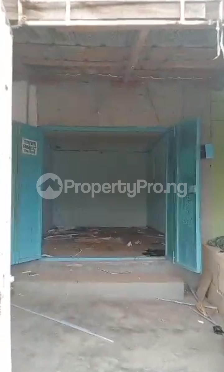 Commercial Property for rent Off Market Road Shomolu Lagos