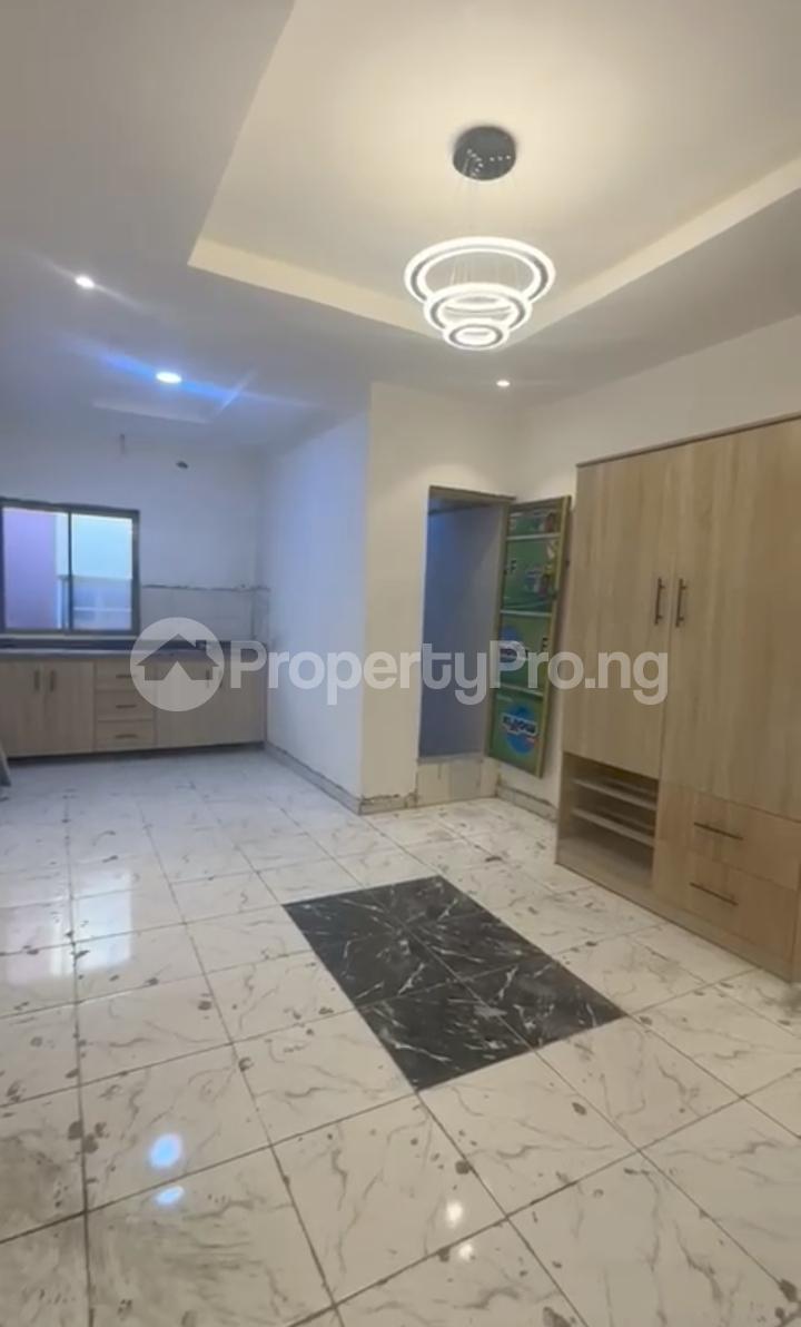 1 bedroom Flat / Apartment for rent Bajulaye Road Shomolu Lagos