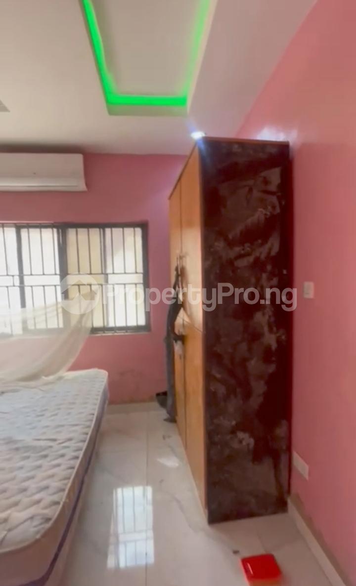 1 bedroom Flat / Apartment for rent Akoka Yaba Lagos - 4