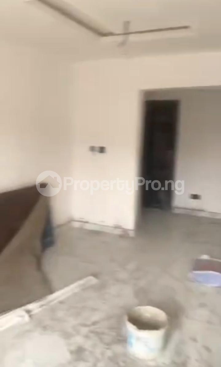 2 bedroom House for rent Off Kilo Bus Stop Surulere Lagos