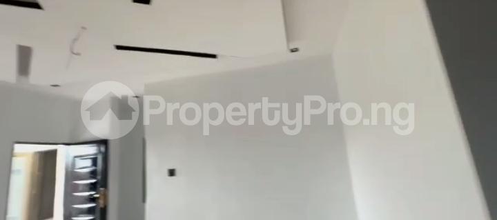 2 bedroom House for rent Fadeyi Waec Yaba Lagos