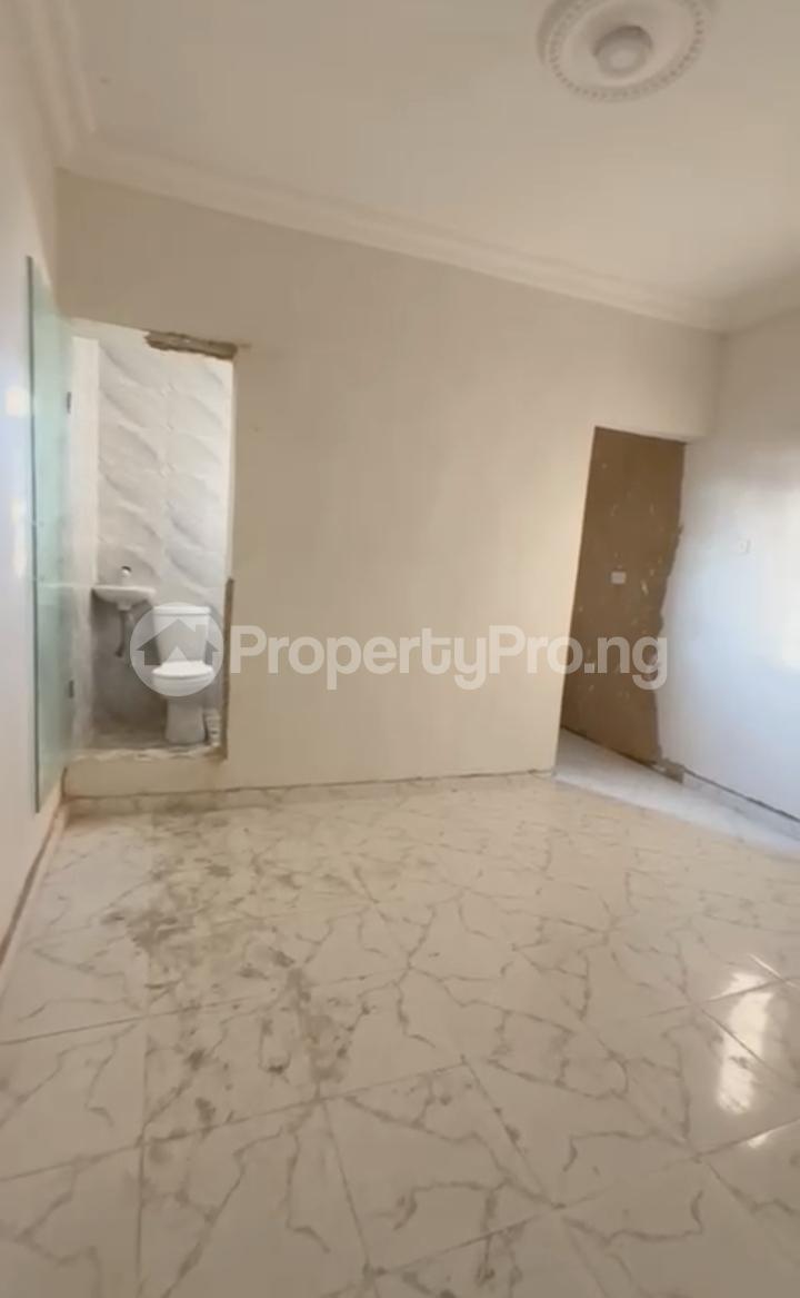 1 bedroom Flat / Apartment for rent Akoka Yaba Lagos - 0