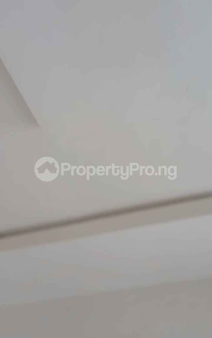 1 bedroom Flat / Apartment for rent Adekunle Yaba Lagos - 0