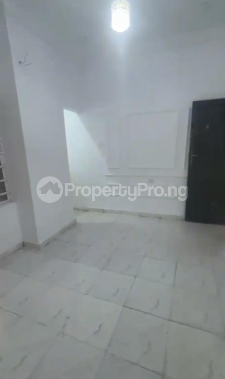 1 bedroom Flat / Apartment for rent Off Pedro Road Shomolu Lagos