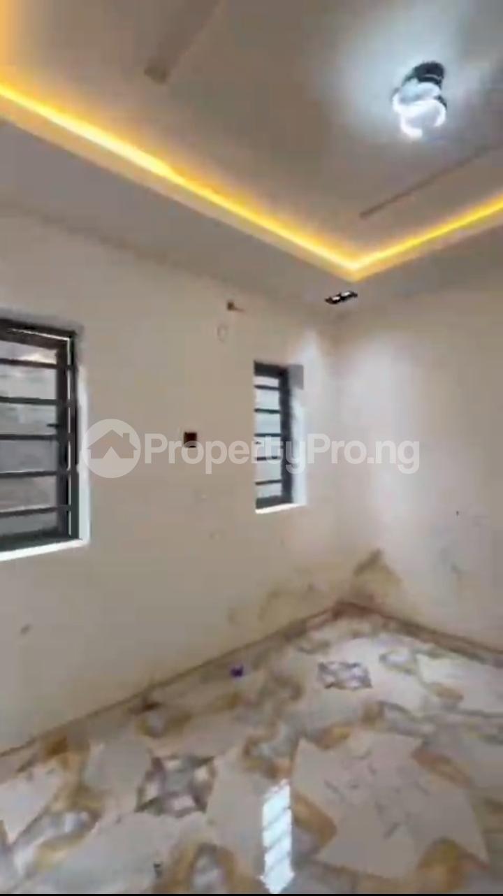 1 bedroom Flat / Apartment for rent Off Morocco Road Shomolu Lagos
