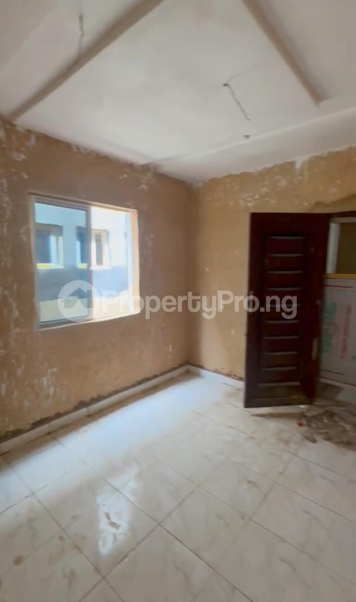 1 bedroom Flat / Apartment for rent Off New Garage Bariga Lagos