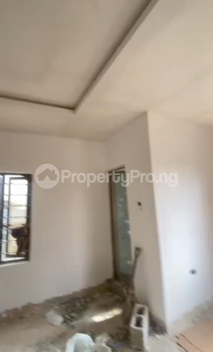 1 bedroom Flat / Apartment for rent Off Odunsi Road Bariga Lagos