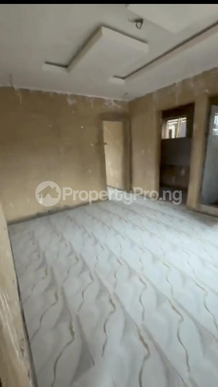 1 bedroom Flat / Apartment for rent Fadeyi Shomolu Lagos