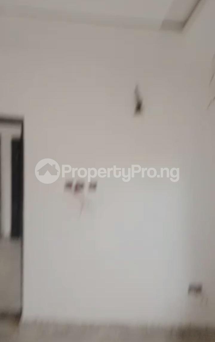 1 bedroom Flat / Apartment for rent Mafoluku Oshodi Lagos