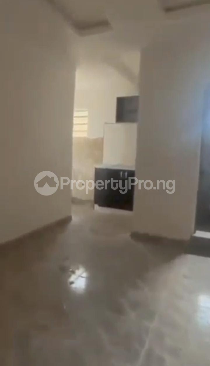 1 bedroom Flat / Apartment for rent Fadipe Shomolu Lagos