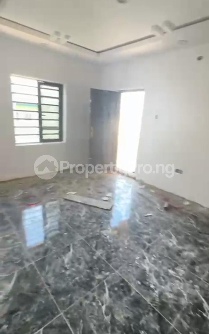 1 bedroom Flat / Apartment for rent By Abule Ijesha Fola Agoro Yaba Lagos