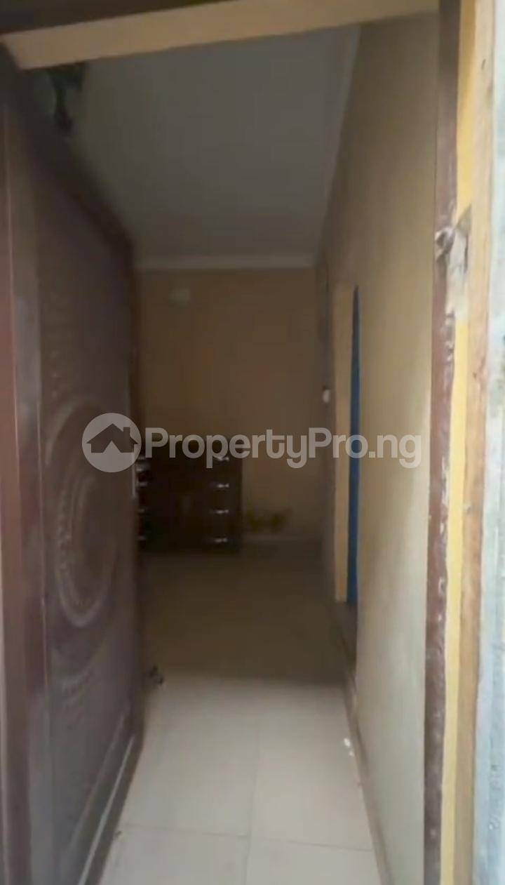 1 bedroom Flat / Apartment for rent Fadeyi Shomolu Lagos