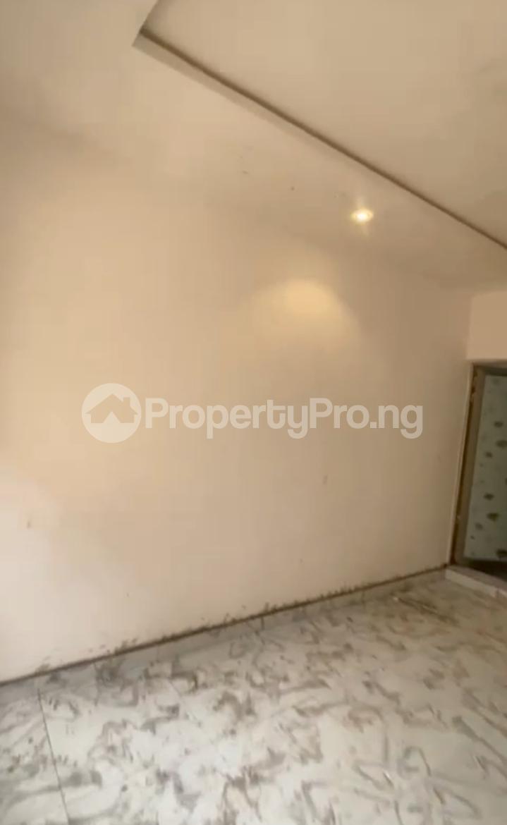 1 bedroom Flat / Apartment for rent Off Odunsi Road Bariga Lagos