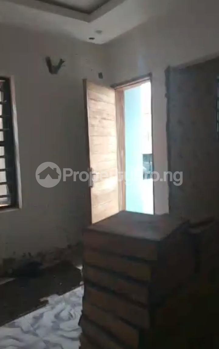 1 bedroom Flat / Apartment for rent Akoka Yaba Lagos - 2