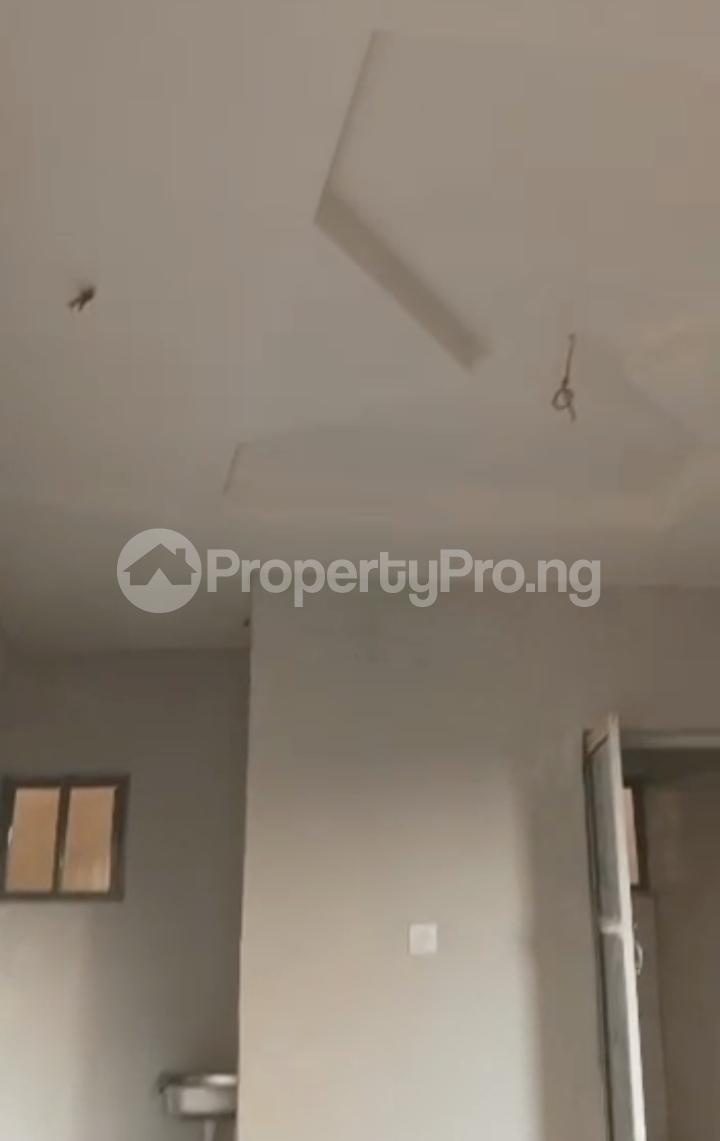 1 bedroom Flat / Apartment for rent Off Pedro Road Shomolu Lagos